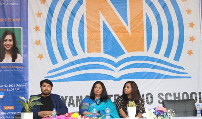 Dr. Shekhar with Sharani Narayana Ma'am - Director Narayana Group